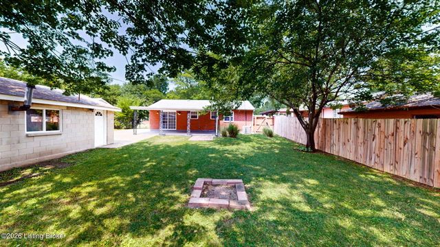 716 Glengarry Dr, Louisville, KY 40118