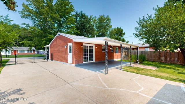 716 Glengarry Dr, Louisville, KY 40118