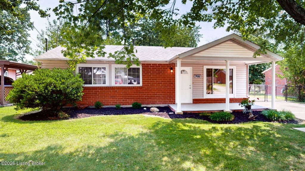 716 Glengarry Dr, Louisville, KY 40118