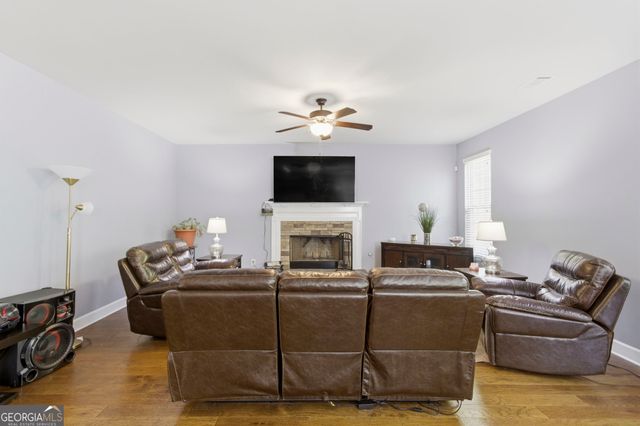 127 Austin Storey Circle, Newnan, GA 30263