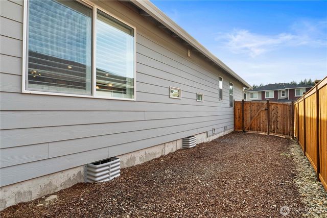 18021 133rd Avenue E, Puyallup, WA 98374