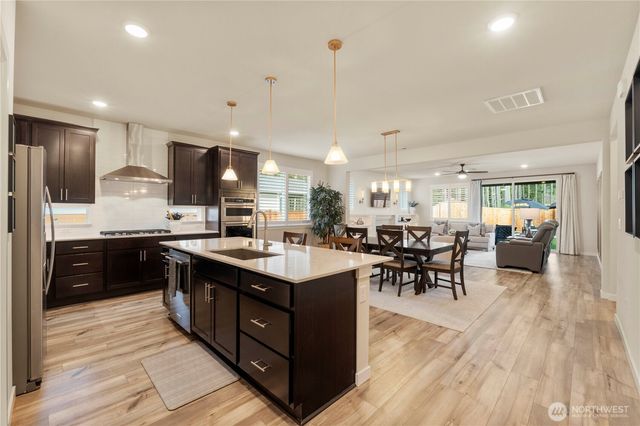 18021 133rd Avenue E, Puyallup, WA 98374