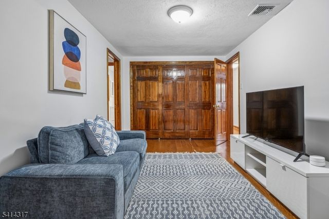 40 Golf Rd, Bloomfield Twp., NJ 07003