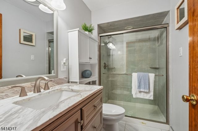 40 Golf Rd, Bloomfield Twp., NJ 07003