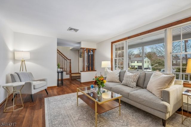 40 Golf Rd, Bloomfield Twp., NJ 07003