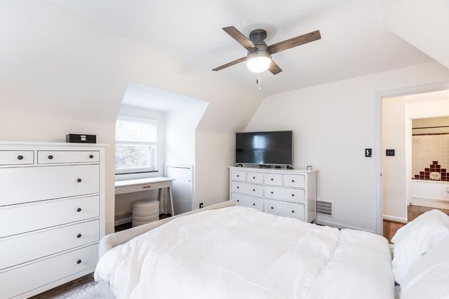 4385 Grinnell Drive, Sycamore Twp, OH 45236