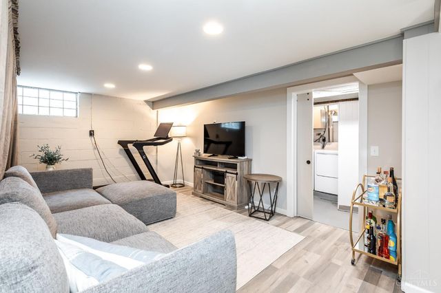 4385 Grinnell Drive, Sycamore Twp, OH 45236