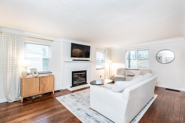 4385 Grinnell Drive, Sycamore Twp, OH 45236