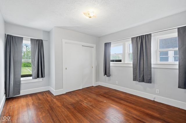 25 N Kealing Avenue, Indianapolis, IN 46201