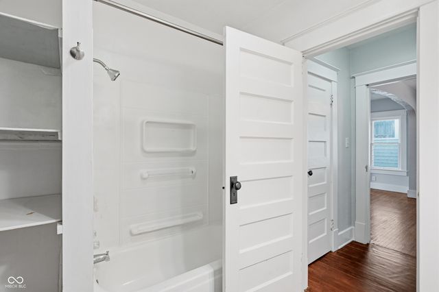 25 N Kealing Avenue, Indianapolis, IN 46201