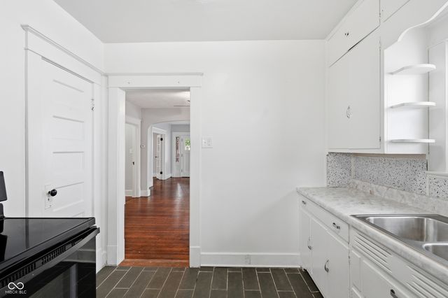 25 N Kealing Avenue, Indianapolis, IN 46201