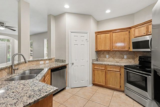 2423 Colonial Springs Lane, Spring, TX 77386