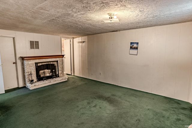 2303 Ottawa Dr, Lafayette, IN 47909