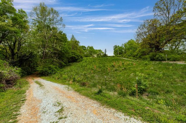 3710 Faith Road, Chattanooga, TN 37406