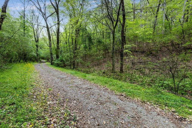 3710 Faith Road, Chattanooga, TN 37406
