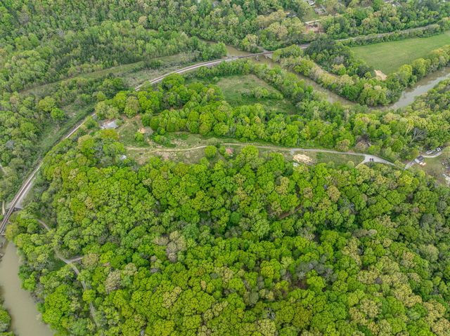 3710 Faith Road, Chattanooga, TN 37406