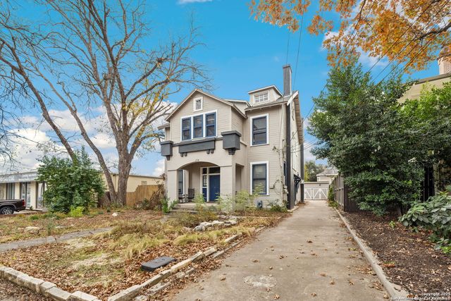 124 W MISTLETOE AVE, San Antonio, TX 78212