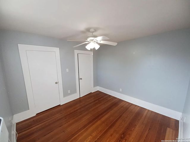 124 W MISTLETOE AVE, San Antonio, TX 78212