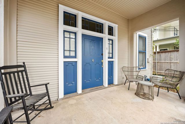 124 W MISTLETOE AVE, San Antonio, TX 78212