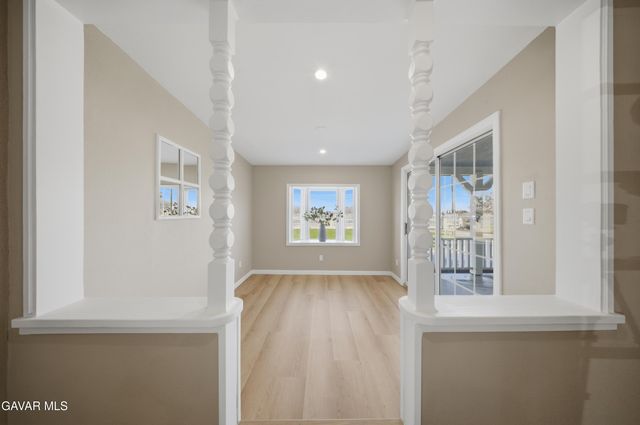 2232 W Avenue M4, Palmdale, CA 93551