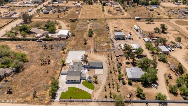 2232 W Avenue M4, Palmdale, CA 93551