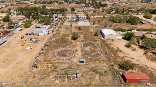 2232 W Avenue M4, Palmdale, CA 93551