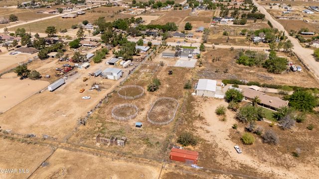 2232 W Avenue M4, Palmdale, CA 93551