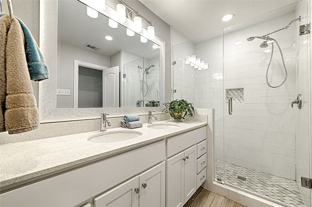 318 Hillcrest Avenue, Richardson, TX 75081