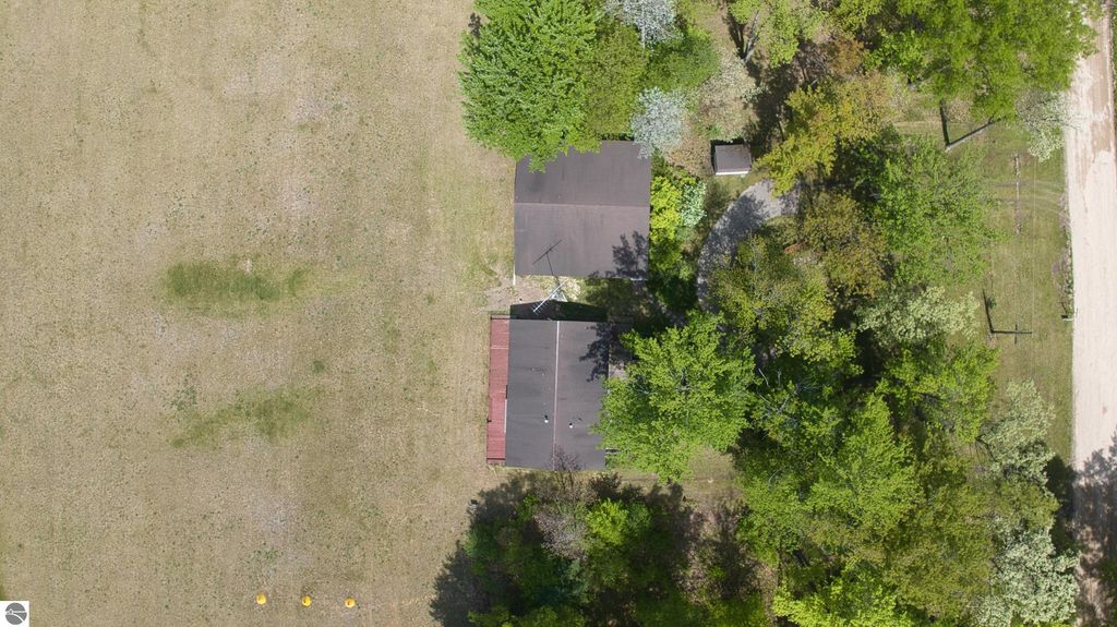 Image 27 of property listing at 7768 S Airpark Road, Weidman, MI 48893