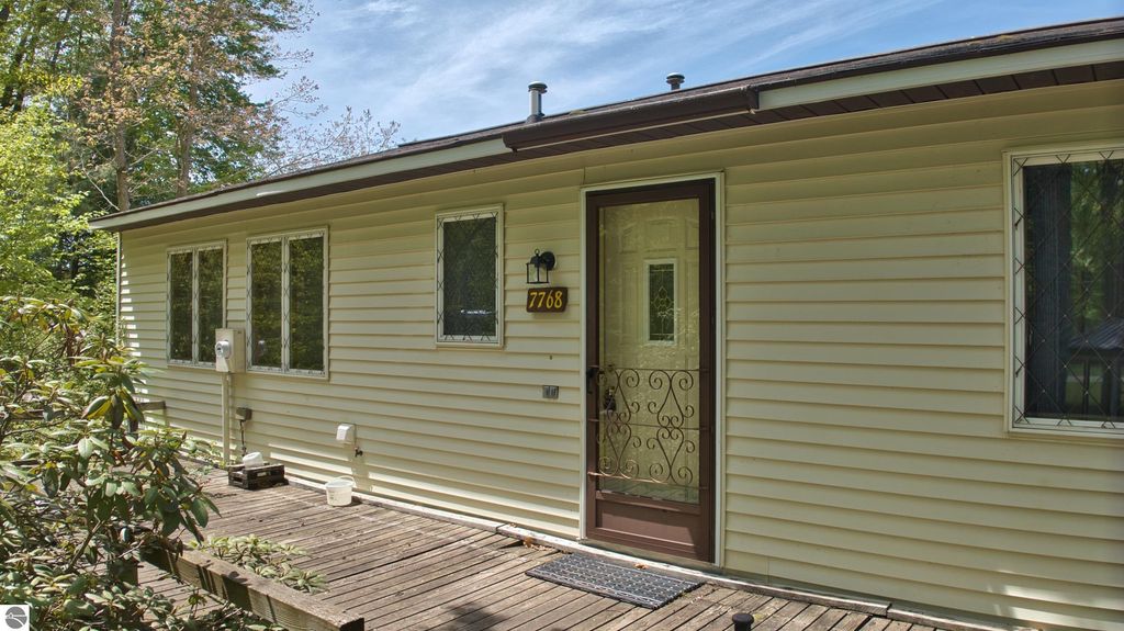 Image 8 of property listing at 7768 S Airpark Road, Weidman, MI 48893