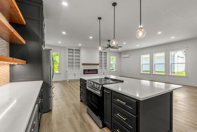 210 Kemp Street, Clinton, AR 72031