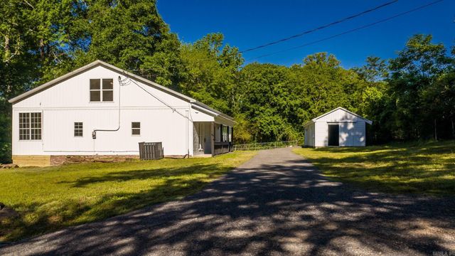 210 Kemp Street, Clinton, AR 72031