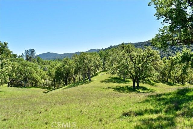 46651 Sapaque Valley, Bradley, CA 93426