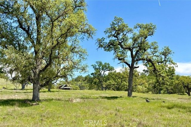 46651 Sapaque Valley, Bradley, CA 93426