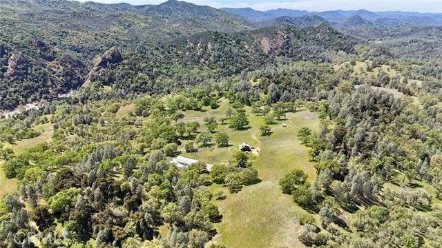 46651 Sapaque Valley, Bradley, CA 93426