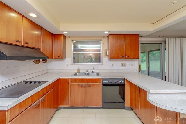 654 Sartell Drive, Fairborn, OH 45324