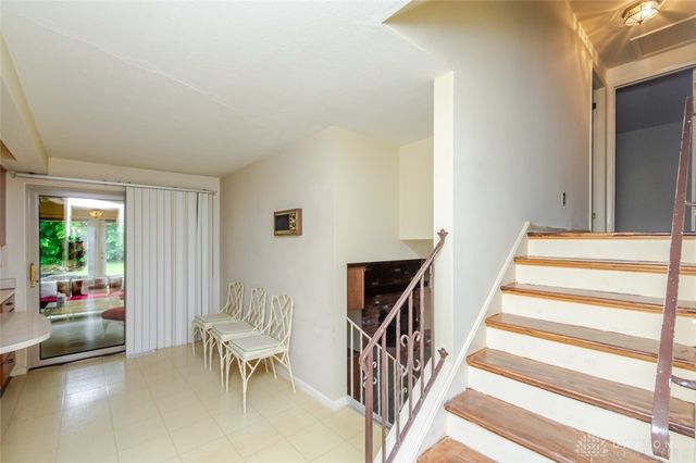 654 Sartell Drive, Fairborn, OH 45324