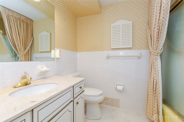 654 Sartell Drive, Fairborn, OH 45324