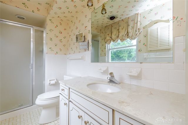 654 Sartell Drive, Fairborn, OH 45324