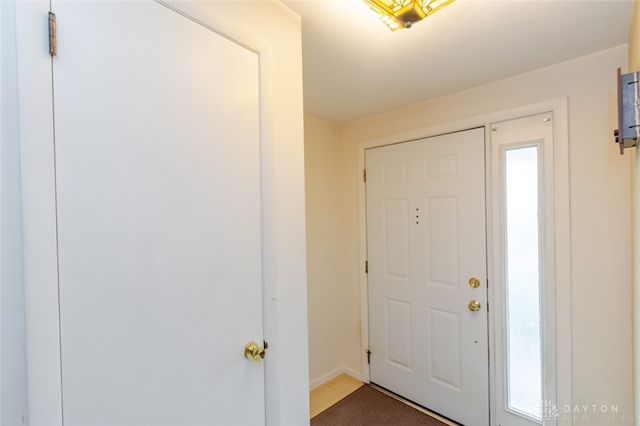 654 Sartell Drive, Fairborn, OH 45324