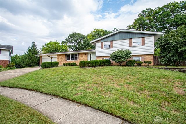 654 Sartell Drive, Fairborn, OH 45324