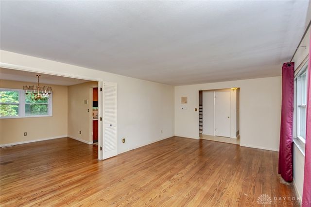 654 Sartell Drive, Fairborn, OH 45324