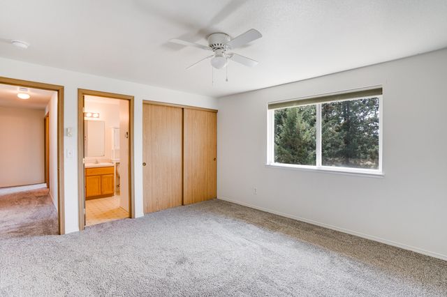 63318 NE Carly Lane, Bend, OR 97701