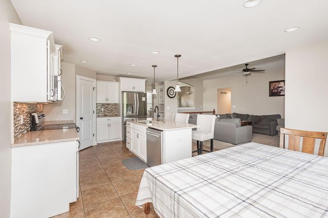 4105 ASTORIA WAY, Columbia, MO 65203