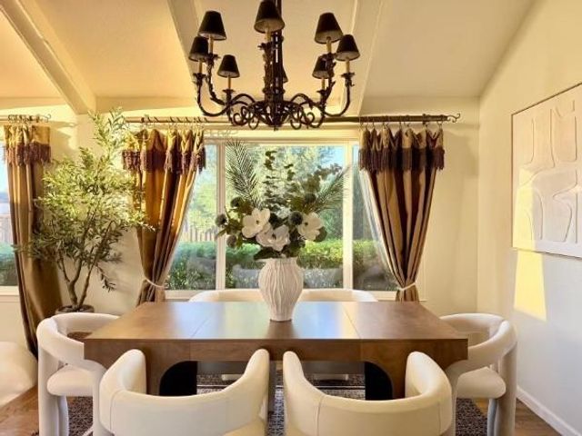 12498 Sumner Drive, Saratoga, CA 95070