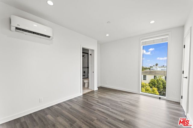 1254 9th Street G, Santa Monica, CA 90401