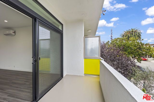 1254 9th Street G, Santa Monica, CA 90401