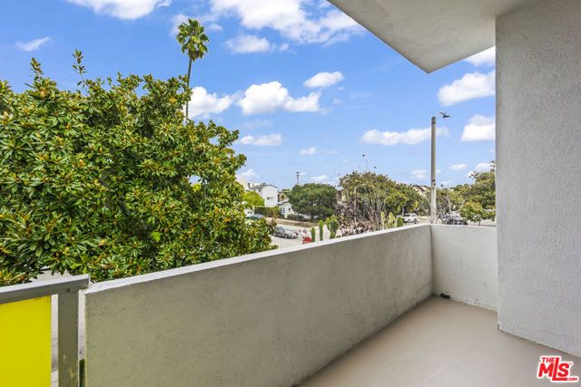 1254 9th Street G, Santa Monica, CA 90401