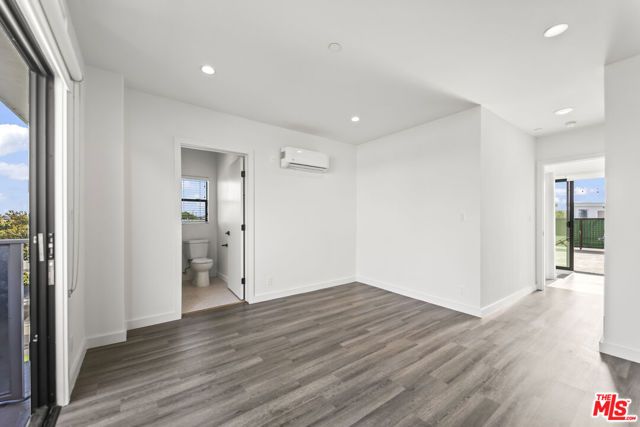 1254 9th Street G, Santa Monica, CA 90401