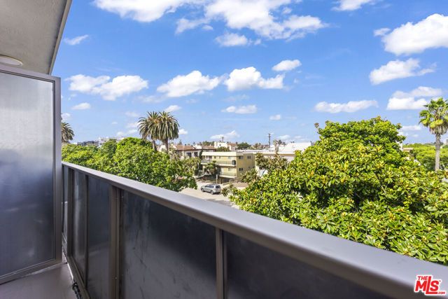 1254 9th Street G, Santa Monica, CA 90401